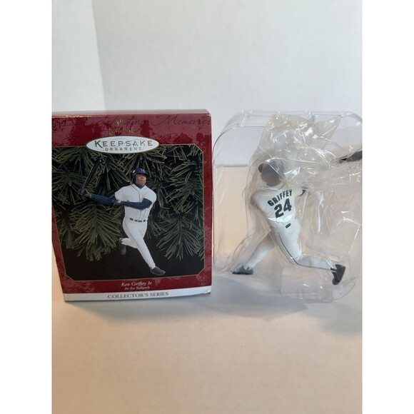 HALLMARK Ken Griffey Jr. Baseball Player CHRISTMAS Holiday Keepsake ORNAMENT NEW - Picture 1 of 3
